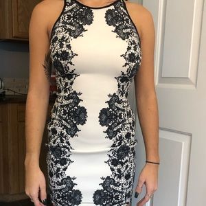 Adorable fitted stretch dress worn once